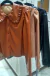 Camisa engomada en internet