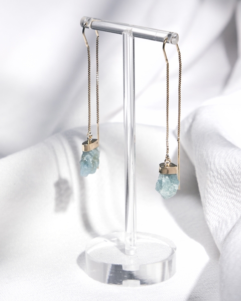 Brinco Corrente Água marinha dourado