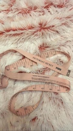 Tenemos tu talle ideal de bras VS o PINK!