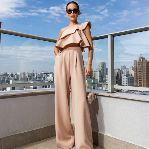 Macacão um Ombro Babado