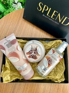 Kit Cheirinho de Coco (1 Spray Perfumado Coco + 1 Sabonete Cremoso Coco + 1 Manjar Hidratante Corporal Coco)