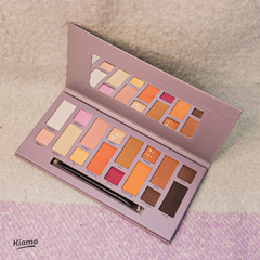 Paleta Gris de 16 Sombras - Ghost Doll - comprar online