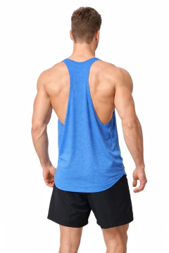 Regata cavada com estampa frontal masculina. - comprar online