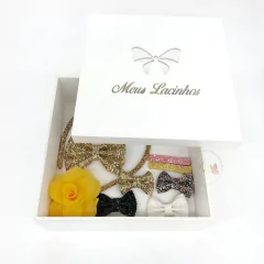 CAIXA ORGANZADORA DE LAÇOS E TIARAS