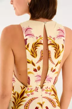 vestido curto estampado tapeçaria tropical Farm - LAURA ANTUNES ARTESANATO