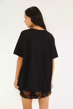 t-shirt media friozinho bom Farm - LAURA ANTUNES ARTESANATO