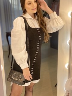 VESTIDO KIRA COM COLCHET na internet
