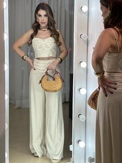 Imagem do Conjunto Lais Blusa e Calça Detalhes Corda