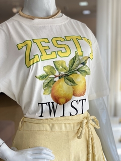 Tshirt Limão Twist na internet