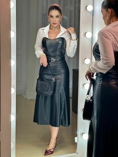 Saia Jenifer Midi Couro