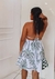 Vestido Curto de Alça, Decote em V Amarração nas Costas - Crepe Sedinha na internet