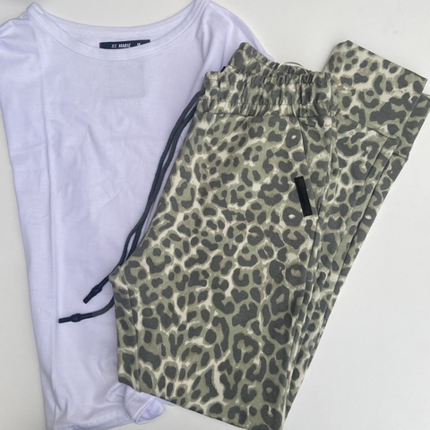 Babucha Annie Leopardo