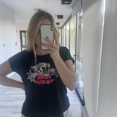 Remera Kelly en internet