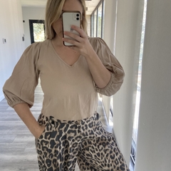 Blusa Parker en internet