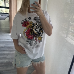 Remera Cloy en internet