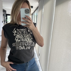 Remera Majida - tienda online