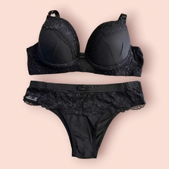 000824-CONJUNTO CALCINHA TRAD. BRITNEY na internet