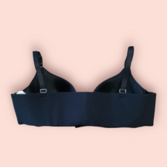 001653-SUTIA C/BOJO FECHO FRONTAL