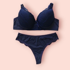 30-CONJUNTO SUZANA PLUS COM CALCINHA FIO