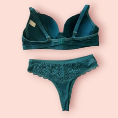 30-CONJUNTO SUZANA PLUS COM CALCINHA FIO - Click Atrevida