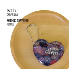 Chaveiro Coração com a palavra CARPE DIEM - comprar online