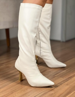 Bota Off Cano Alto Salto Cromado - comprar online
