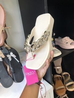 Sandalia Correntes Off White - comprar online