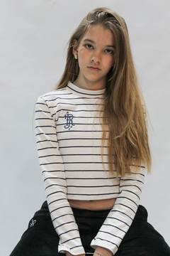 Crop manga larga rayas negras curva completa