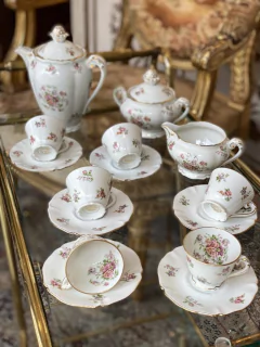 Serviço de cafezinho em porcelana francesa Limoges na internet