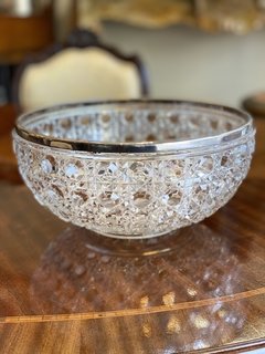 Centro de mesa em cristal Baccarat e borda em prata de lei - loja online
