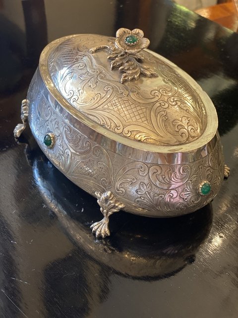 Porta joias em prata de lei com jade