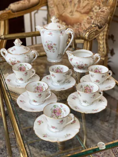 Serviço de cafezinho em porcelana francesa Limoges