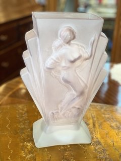 Vaso em vidro fosco Art Déco na internet