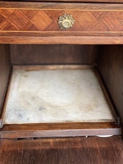 Mesa de apoio Louis XV - loja online