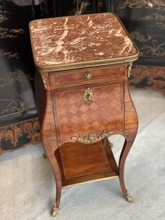 Mesa de apoio Louis XV - loja online