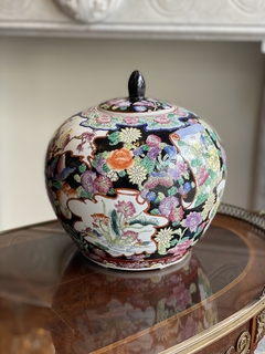 Potiche em porcelana chinesa na internet