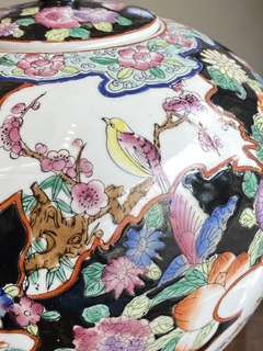 Imagem do Potiche em porcelana chinesa
