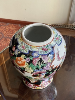 Vaso em porcelana chinesa - Art Rarus Antiquário