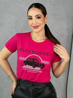 T-Shirts CLUB - CARRO (LIFE IS AN ADVENTURE) - comprar online