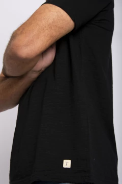 REMERA BASIC FLAME NEGRA en internet
