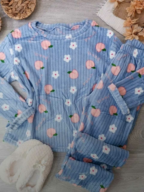 PIJAMA DE PLUSH ESTAMPADO
