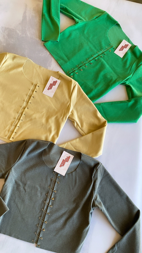 REMERA MANGA LARGA PAÑO ALFILER