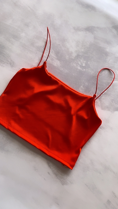MUSCULOSA CORDON ROJO