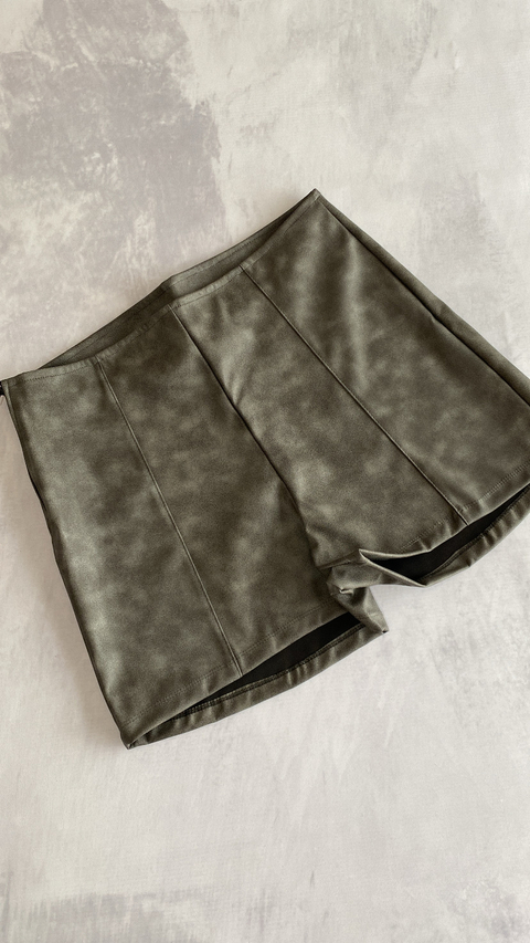 SHORT ENGOMADO BATIK NEGRO