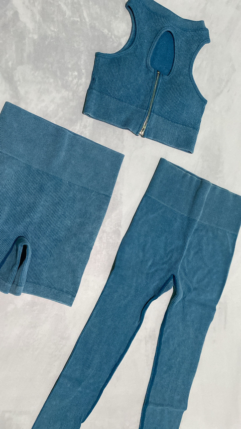 CONJUNTO IMPORTADO SEAMLESS - TOP + CALZA CORTA + CALZA LARGA - comprar online