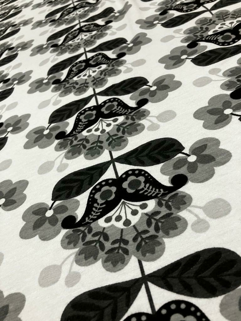 MODAL FLORES NEGRAS