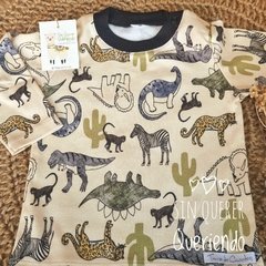 Remera de Algodón Oliva y Crudo - Dinos de Colores - comprar online