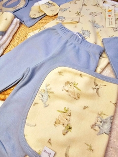 Imagen de BOX de Madera : "Mi Primer Ajuar" - 8 Piezas