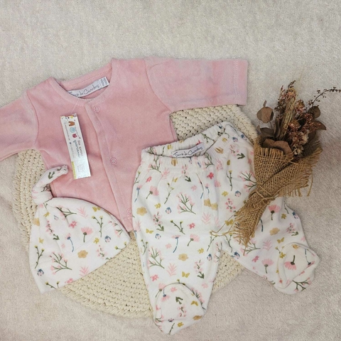 Ajuar de plush rosa bebe ramitos de flores