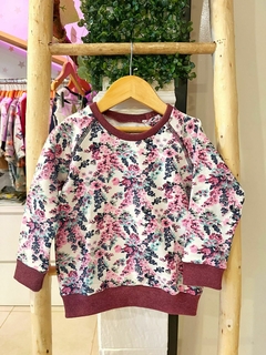 Buzo con frisa ''Estallido floral'' borgonia